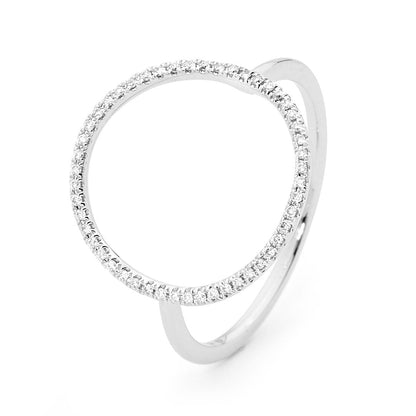 Round Halo Diamond Ring