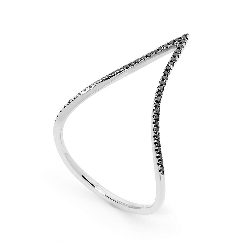 Oblique Thin Black Diamond Ring